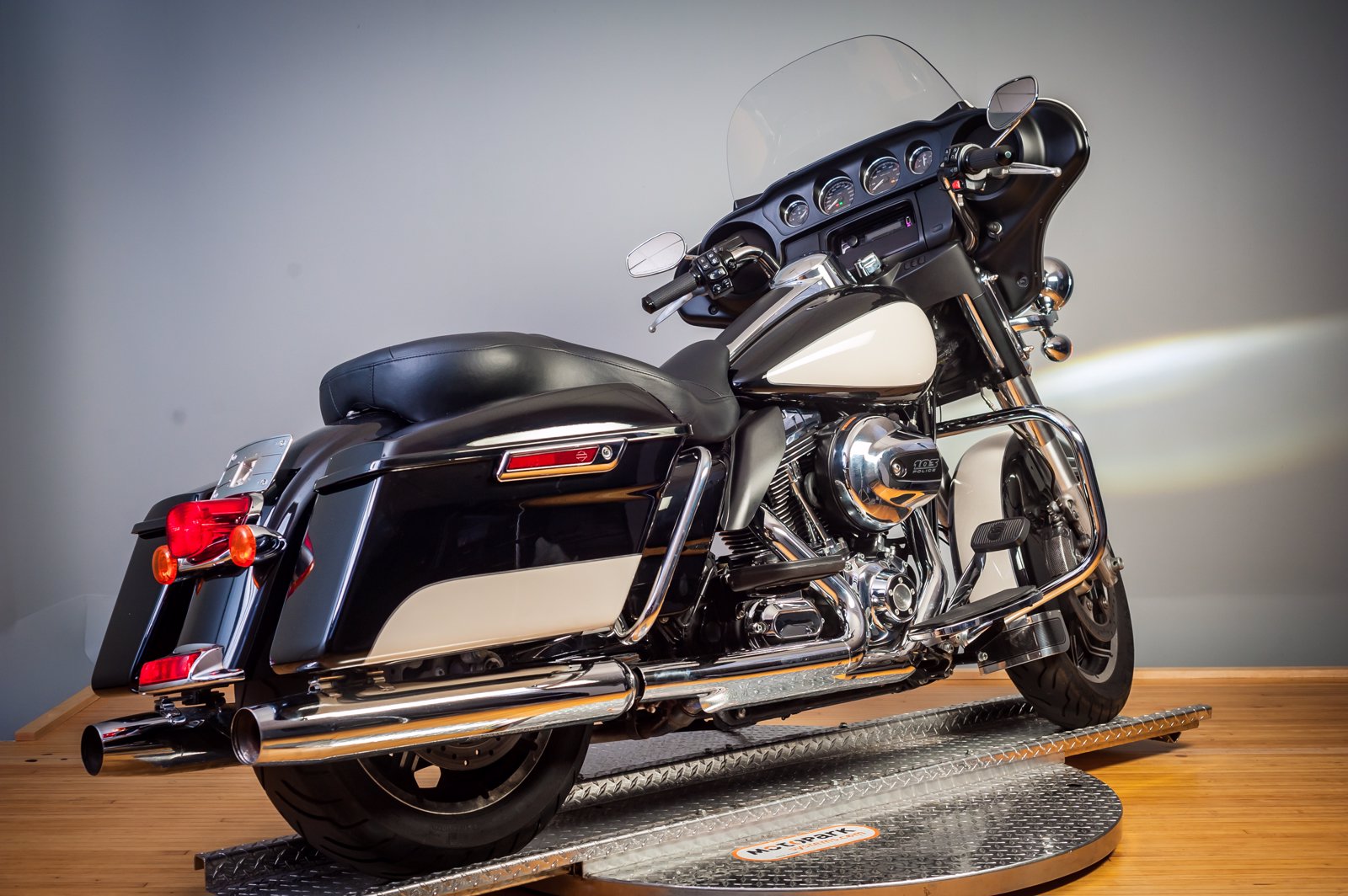 Pre-Owned 2015 Harley-Davidson Electra Glide Police FLHTP Touring in N