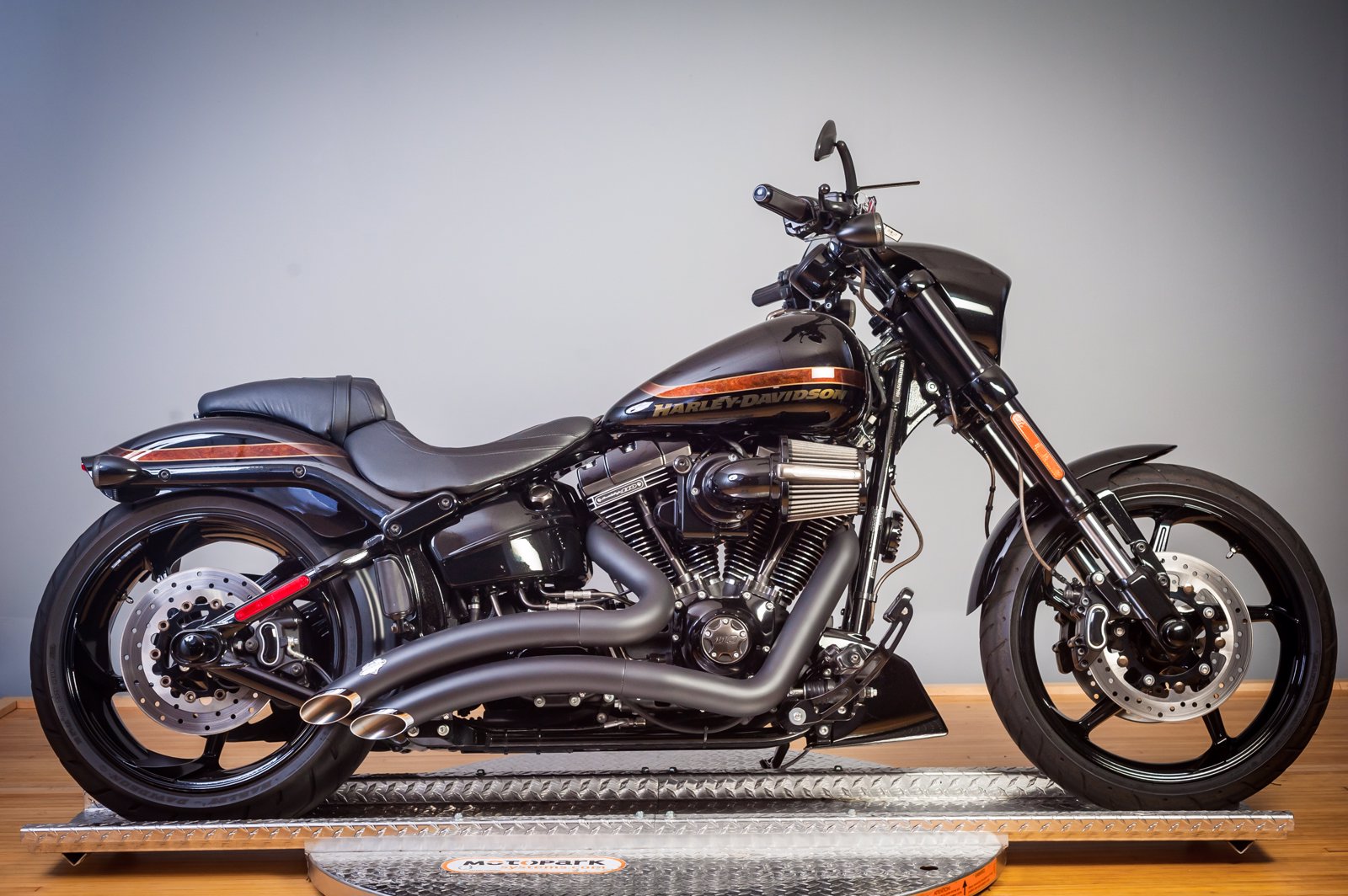 Pre-Owned 2017 Harley-Davidson Softail Pro Street Breakout ...