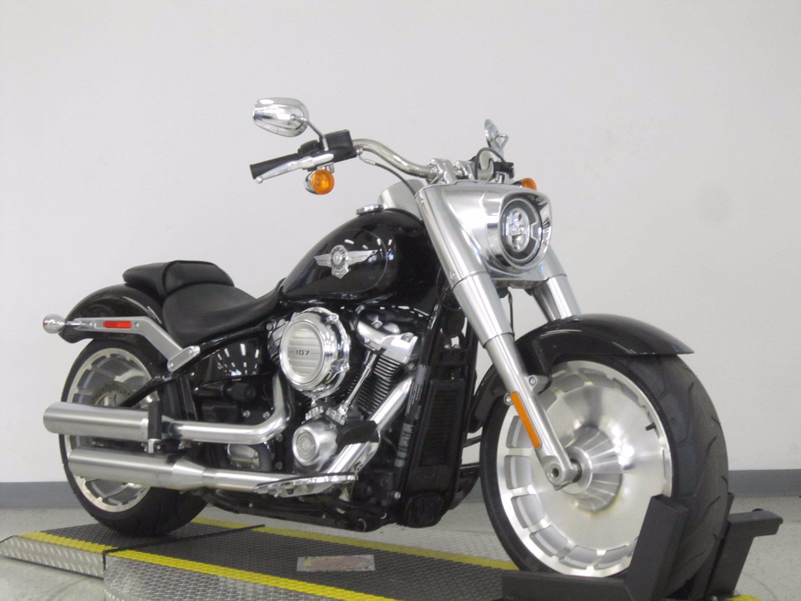 Pre-owned 2018 Harley-davidson Softail Fat Boy Flfb Softail In N 